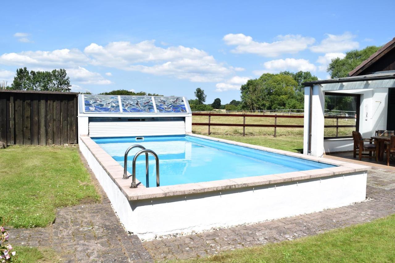 Landhaus Hideaway Mit Aussenpool, Sauna Und Kamin Bosau Екстер'єр фото