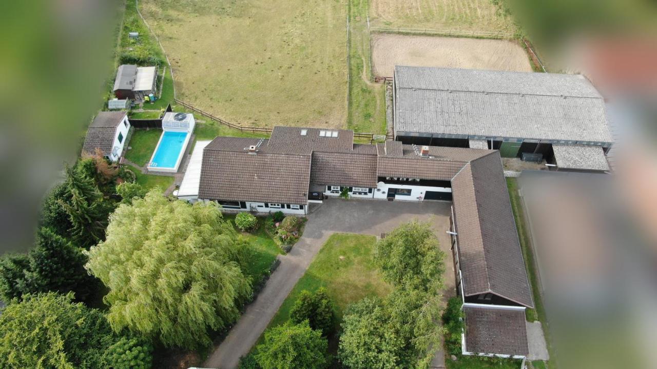 Landhaus Hideaway Mit Aussenpool, Sauna Und Kamin Bosau Екстер'єр фото