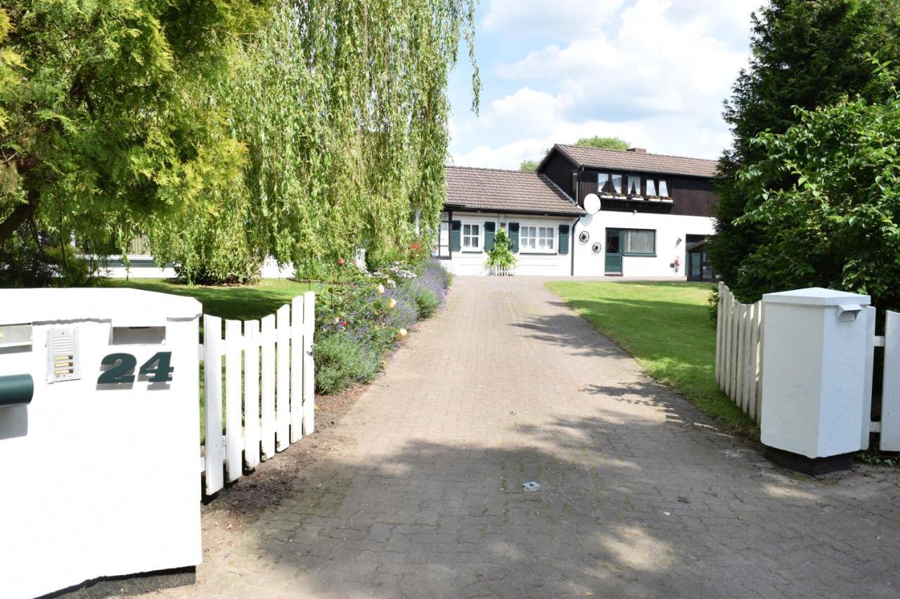 Landhaus Hideaway Mit Aussenpool, Sauna Und Kamin Bosau Екстер'єр фото